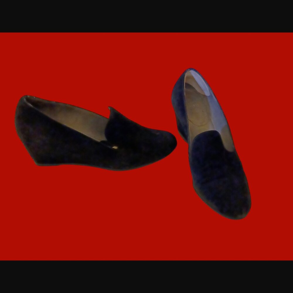 Stewart Weitzman Size 8.5m Black Suede High Heel Wedge Shoes